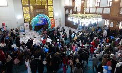 Gaziantep’te bayram öncesi yetim çocukların yüzleri güldürüldü