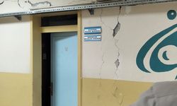 Tokat'ta 5,5 büyüklüğündeki deprem okul duvarlarını çatlattı
