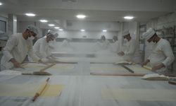 Bayram öncesi Gaziantep'te baklava mesaisi