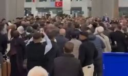 Gaziantep Havalimanında yumruklar havada uçuştu! İşte o anlar...