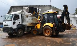 Vatandaşların sağlığıyla oynayacaklardı! Gaziantep’in komşu ilinde onlarca bozuk tavuk ele geçirildi…