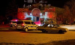 Gece kulübünde dehşet anları! Çalışanı yaraladı, kaçtı