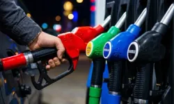 5 Mart 2026 Güncel Akaryakıt Fiyatları Ne Kadar, Benzin Motorin LPG Kaç TL, Zam Var mı?
