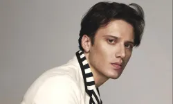 Edis Görgülü Kimdir, Kaç Yaşında, Aslen Nereli, İstanbul Havalimanı’nda Neden Gözaltına Alındı, Albümleri ve Şarkıları