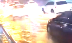 Gaziantep'te sağanak etkili oldu! Bazı sokaklar göle döndü