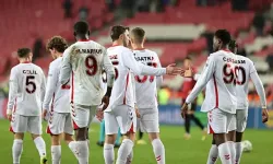 TRT 1 TV Canlı Yayın İzle Linki! Samsunspor-Rayo Vallecano Maçı Şifresiz Nereden İzlenir, Saat Kaçta, Hangi Kanalda?