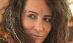 Halef Dizisi Deli Sevde Kimdir? Sezin Bozacı Kaç Yaşında, Nereli, Evli mi, Eğitimi Ne, Hangi Dizi ve Filmlerde Oynadı?