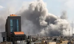 Türkiye Ekonomisini Etkiler Mi İran-ABD-İsrail Savaşı? Hürmüz Boğazı Kapanırsa Ne Olur?