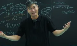 Jiang Xueqin kimdir, kaç yaşında, nereli? Çinli profesörün jeopolitik tahminleri ve kehanetleri neler?