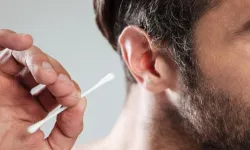Kulak temizlemek isterken işitmenizi kaybedebilirsiniz! Uzman isim uyardı…
