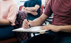 Arefe günü üniversiteler tatil mi, 19 Mart 2026 Perşembe üniversitelerde yarım gün mü olacak?