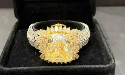 Kapalıçarşı'da dev pırlanta operasyonu! Değeri tam 3 milyon dolar…