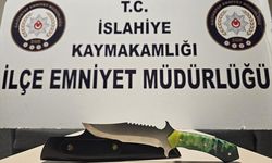 Gaziantep'te bıçak taşıyan şüpheliye işlem yapıldı