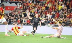 Göztepe: 1 - Galatasaray: 3 (Maç Özeti)