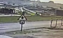 Gaziantep’te ani manevra yapan motosikletliye otomobil çarptı