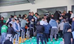 Hakem bitiş düdüğünü çaldı ortalık savaş alanına döndü!