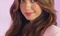 Poyraz Yosmaoğlu Kimdir? Afra Saraçoğlu’nun Yeni Sevgilisi mi?