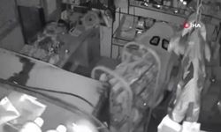 Endonezya'da 7.4 büyüklüğünde deprem! Çok sayıda kişi yaralandı! Tsunami uyarısı yapıldı