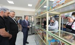 Vali Çeber Gaziantep’te okul kantinlerini ziyaret ediyor