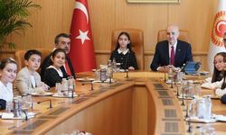 Türkiye’de 23 Nisan coşkusu! TBMM Başkanı Kurtulmuş, koltuğunu çocuklara devretti