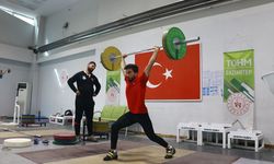 Milli Halterci Gaziantepli Harun’un hedefi dördüncü Avrupa şampiyonluğu