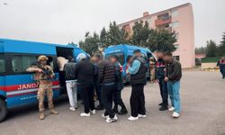 "Yatırım danışmanlığı" yalanıyla dolandıran çete çökertildi! 450 milyonluk para trafiği…