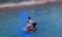 Gaziantep’in komşu ilinde otomobil sulama kanalına devrildi! 2 kadını vatandaşlar kurtardı