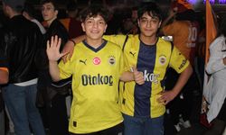 Galatasaray’ın şampiyonluk kutlamalarında Fenerbahçeliler ‘prova’ yaptı!