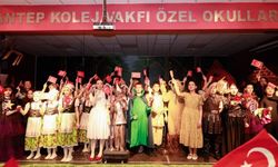 Gaziantep Kolej Vakfı’nda dünya klasikleri müzikallerle sahneleniyor! Davetlilerin büyük ilgisini gördü