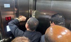 Gaziantep'te CHP heyetine asansör şoku!
