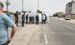 Gaziantep’te feci kaza! Okul servisi yan yattı! Yaralılar var…