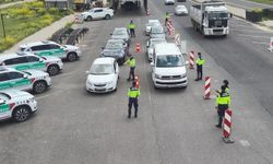 Gaziantep Jandarmadan şok uygulama! Aranan yüzlerce şüpheli yakalandı…
