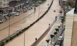 Şiddetli yağış Gaziantep ve ilçelerini vurdu: Nizip’te korkunç görüntü! (VİDEOHABER)