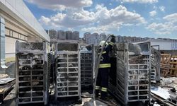 Gaziantep'te kaymakamlık binasında çıkan yangın söndürüldü