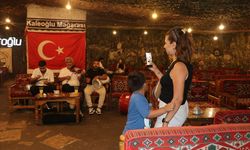 Gaziantep'te sıcaktan kaçanların uğrak noktası! Vatandaşlar mağara kafeyi tercih ediyor