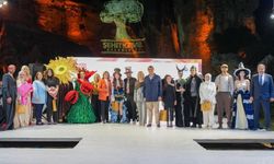 Dülük Antik Kenti, 'Moda Tasarım Haftası' defilesine ev sahipliği yaptı!