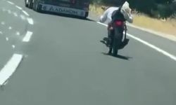 Gaziantep'te yoğun trafikte tehlikeli motosiklet yolculuğu! O anlar kamerada…