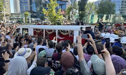 Kadir İnanır son yolculuğuna uğurlandı