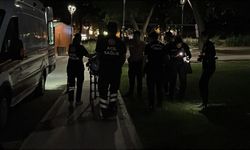 Polisler parkta baygın kız çocuğu buldu!