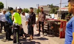 Gaziantep’te kamyonet ile motosiklet çarpıştı! Sürücü yaralandı