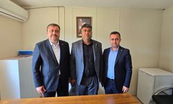 CHP Gaziantep’te yaprak dökümü! CHP’li Meclis Üyesi AK Parti’ye geçti
