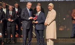 Cumhurbaşkanı Erdoğan'dan Tahmazoğlu'na ödül!