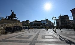 Gaziantep'te kavurucu sıcaklar hayatı felç etti! (VİDEOHABER)