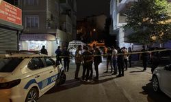 Sokak ortasında iki grup silahla çatıştı: Yoldan geçen vatandaş dahil 3 yaralı!