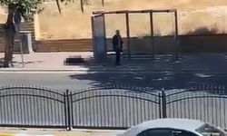 Durakta dehşet: Eşini silahla vurdu!