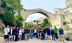 Şahin’den LGS şampiyonlarına tam altın ödülü