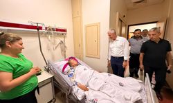 Tahmazoğlu’ndan hastalara moral, sağlık çalışanlarına destek ziyareti