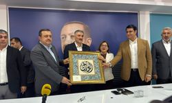 AK Parti Heyetinden Nizip’e çıkarma! Altunses’e hayırlı olsuna gittiler…