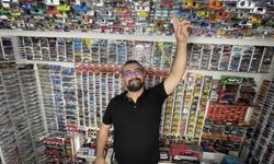 Böylesi görülmedi! Evinde 15 bin maket otomobiliyle yaşıyor