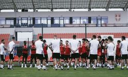 Çalhanoğlu, Gaziantep FK antrenmanına katıldı